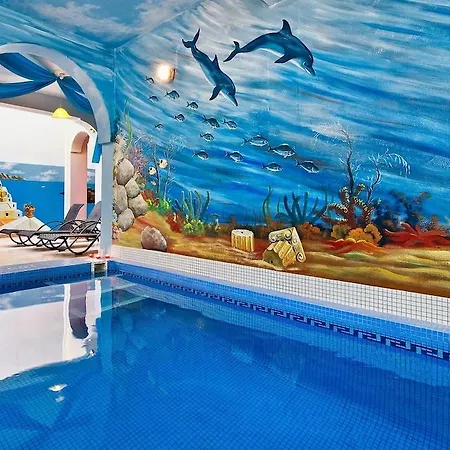 Petros Fira (Santorini)