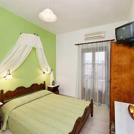 Petros Apartment *