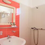 Petros شقة ثيرا