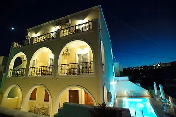 شقة Petros ثيرا
