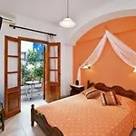 Apartman Petros Fíra