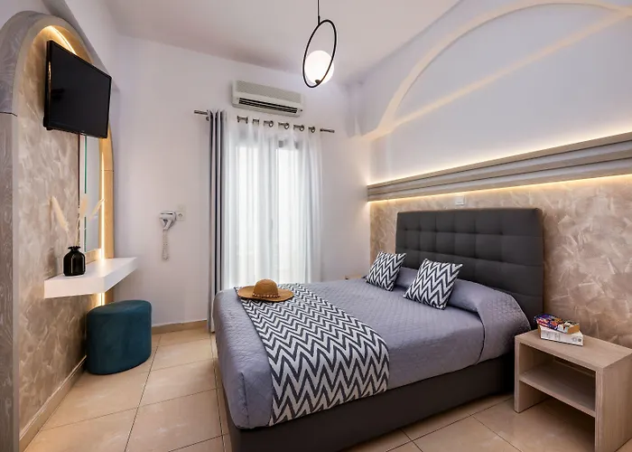 Petros Fira (Santorini)