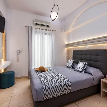 Petros Fira (Santorini)